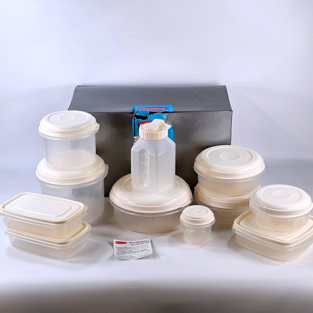 Vintage NEW Rubbermaid Servin Saver 24 Piece Food Storage Set 8455 Almond Lids